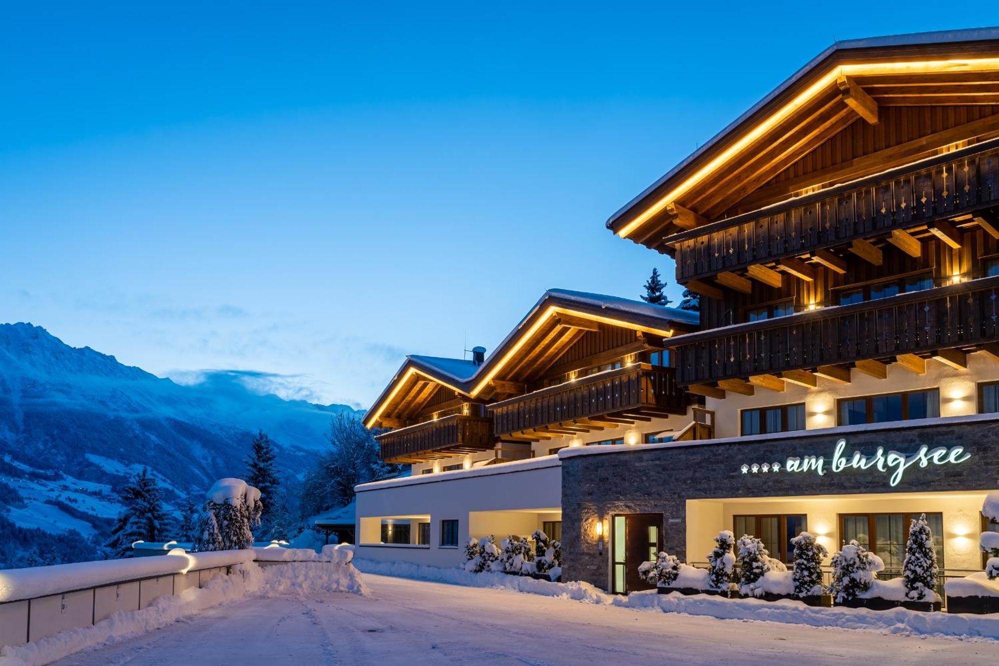 Alpin Chalet Am Burgsee Ladis Exterior photo