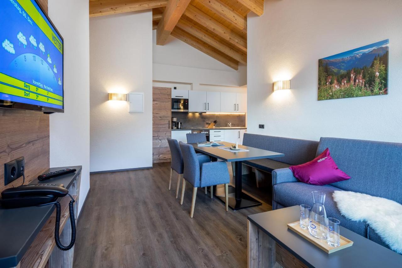Alpin Chalet Am Burgsee Ladis Exterior photo